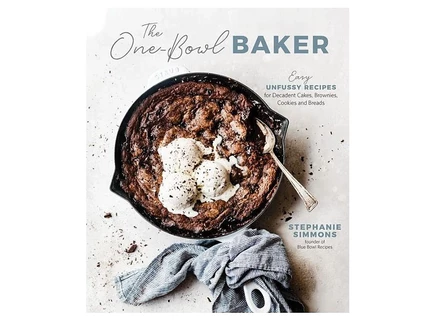 Книга The One-Bowl Baker Stephanie Simmons, белая