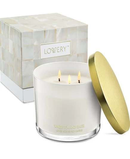 Соевая свеча Lovery White Tea & Sage с 3 фитилями, 13 унций. белый