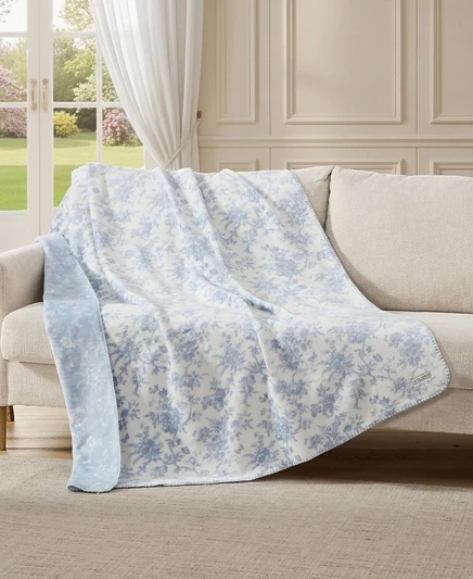 Двусторонний плюшевый плед с принтом Laura Ashley Bedford, синий, 70 x 50 дюймов