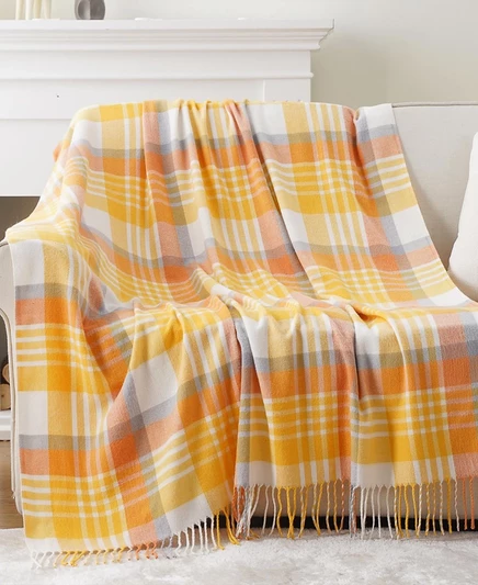 Плед HappyCare Textiles в клетку 152×127 см, желтый