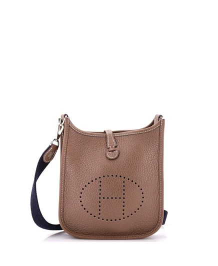 Женская сумка Hermès Evelyne TPM Gen III Clemence б/у, коричневая