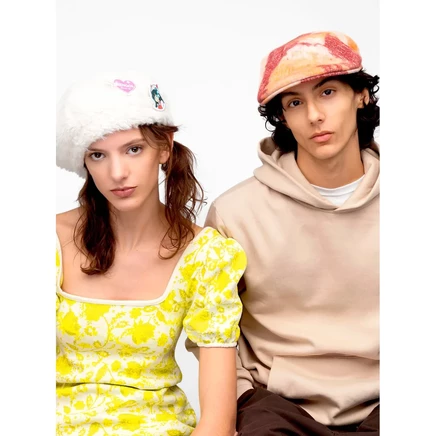 Мужские бейсболки Kangol Tie Dye в полоску 504 Ivy Caps и плоские кепки cranberry/papaya milk