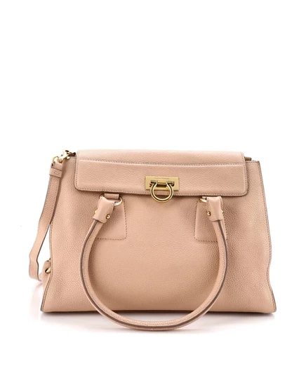 Женская сумка Salvatore Ferragamo Lotty средняя кожаная, бежевая