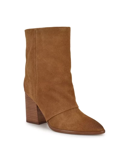  Женские ботильоны Chaye с острым носком на блочном каблуке cognac suede
