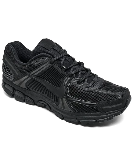 Мужские повседневные кроссовки Nike Zoom Vomero 5 от Finish Line черного цвета