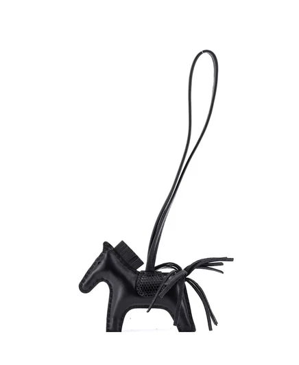 Бывшая в употреблении сумка HERMES PM GriGri Rodeo Touch из очаровательной кожи черного цвета