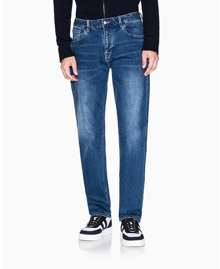 A|X Мужские джинсы Armani Exchange J13 Comfort из тонкого хлопкового денима синего цвета