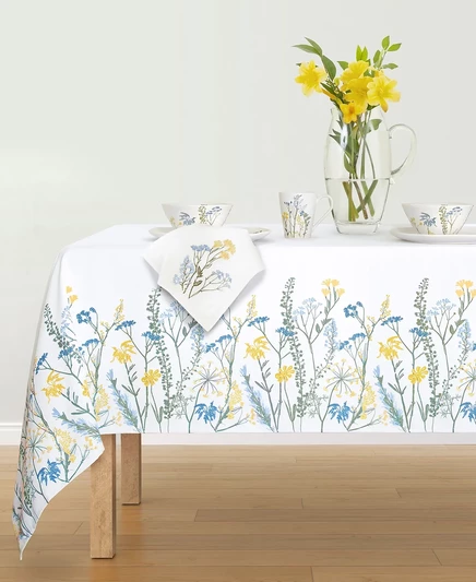 Прямоугольная скатерть с бордюром из полевых цветов Lenox, 60 x 120 дюймов blue/white