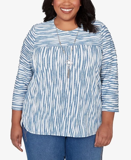Топ Alfred Dunner Plus Size Austin Novelty с текстурированной вставкой и ожерельем синего цвета