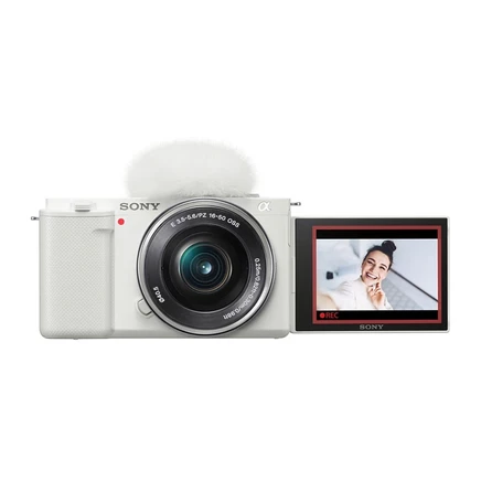 Беззеркальная камера Sony Alpha ZV-E10 с объективом 16–50 мм, белая