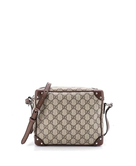 Женская сумка Pre-Owned Gucci Trunk наплечная из GG coated canvas с заклепками, коричневая