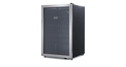 Холодильник для напитков Black+Decker 160 банок (125 л), черный