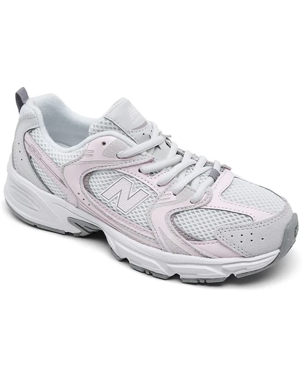 Повседневные кроссовки New Balance Big Kids 530 от Finish Line серого цвета
