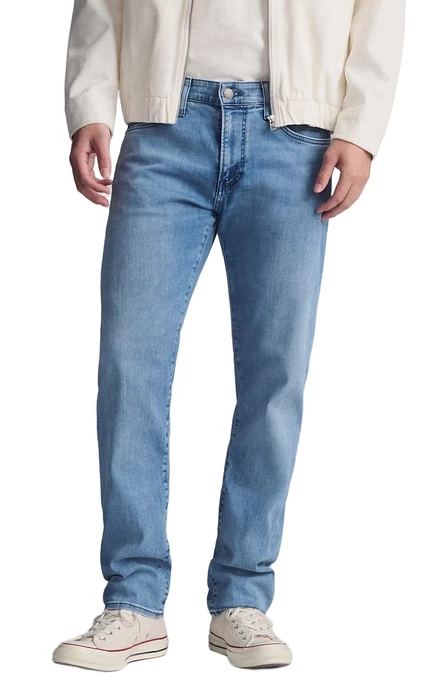 Мужские джинсы Mavi Jake Slim Leg от Mavi Jake в светлых тонах матового синего цвета Supermove