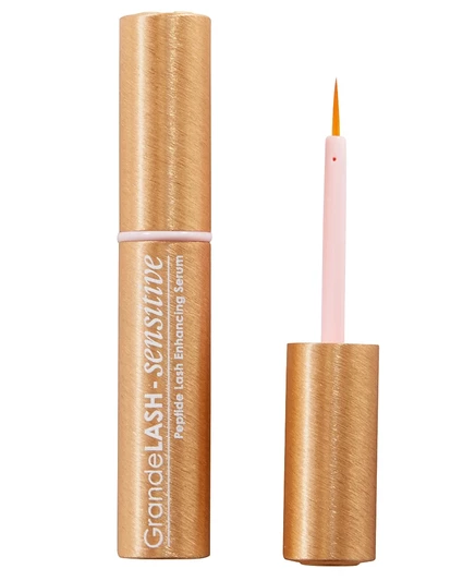 Grande Cosmetics GrandeLASH-Чувствительная пептидная сыворотка для укрепления ресниц, белого цвета