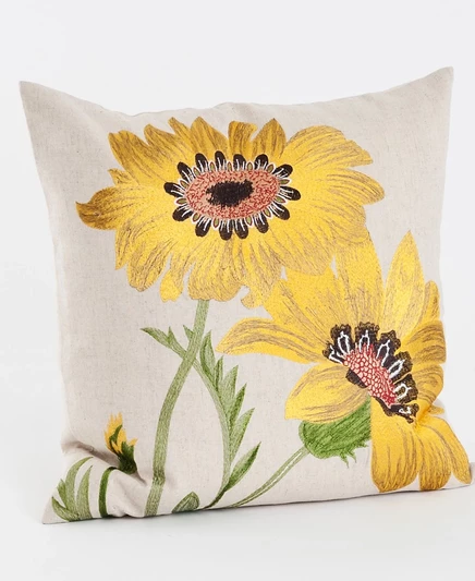 Декоративная подушка Saro Lifestyle Le Tournesol вышитая 46×46 см, желтая