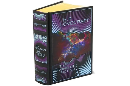Книга H. P. Lovecraft «Полное собрание произведений», белая