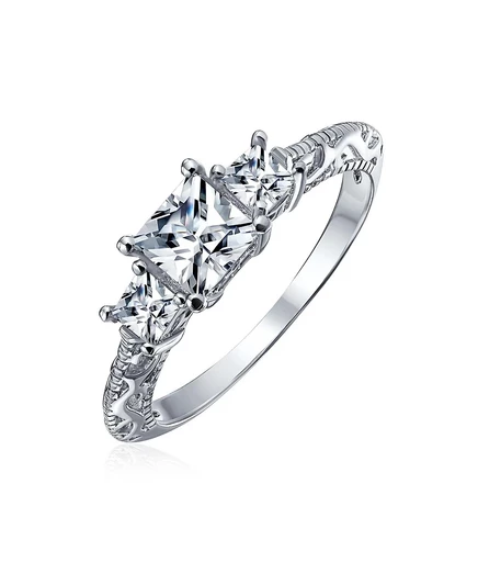 Кольцо Bling Jewelry трехкамневое, серебристое