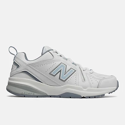 Женские тренировочные кроссовки New Balance WX608V5, белые со светло-голубыми вставками