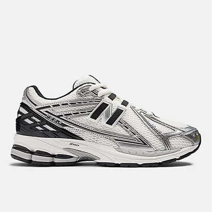 Кроссовки New Balance 1906R, серебристые с белым и светло-серым