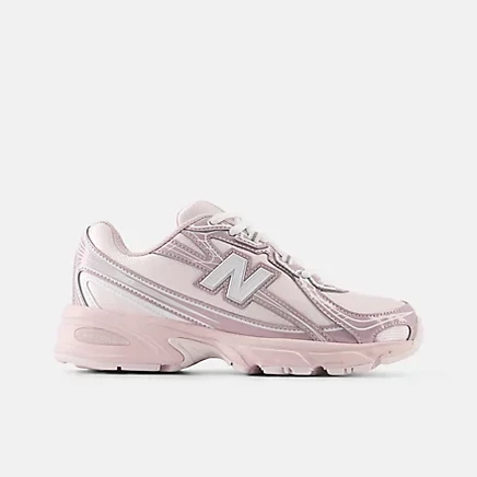 Мужские кроссовки New Balance 740 Lace, черный цемент