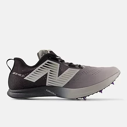 Кроссовки New Balance FuelCell SuperComp v3, черно-белые