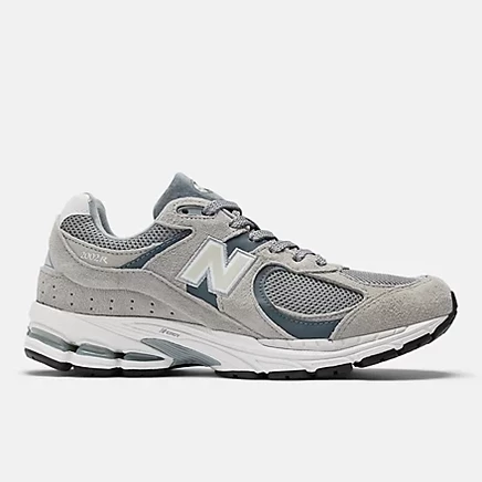 Кроссовки New Balance 2002R, стальные с графитовым и черным
