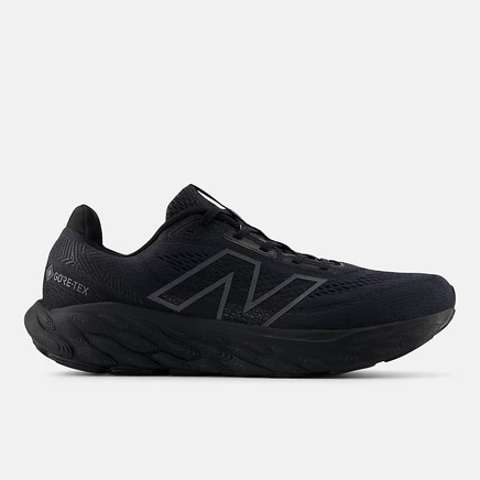 Мужские беговые New Balance 880v14 GORE-TEX, черные