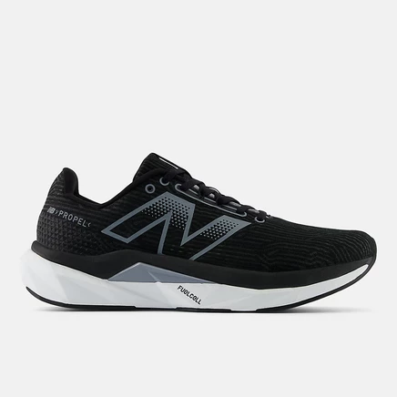 Мужские кроссовки New Balance Propel v5, черно-белые