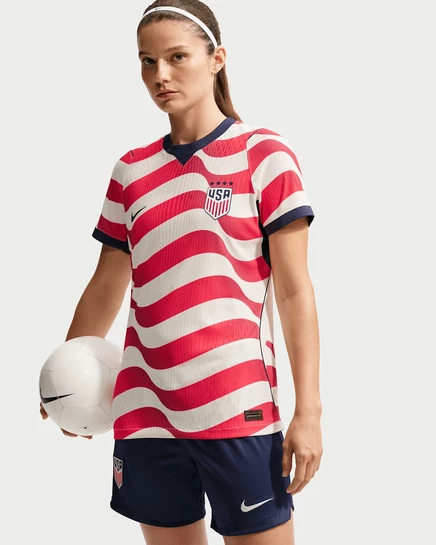 Женская футбольная джерси Nike USMNT 2026, кремово-синяя