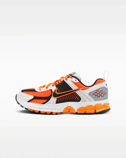 Детская обувь Nike Vomero 5, оранжевая/белая/платин./черная