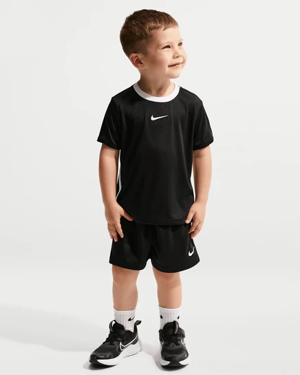 Мальчиковый комплект Nike Dri-FIT из 2 предметов, черный