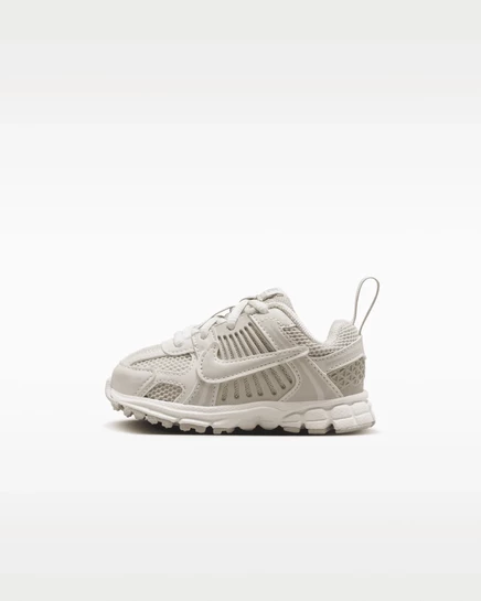 Детские кроссовки Nike Vomero 5, серый/кремовый/молочный/светло-бежевый