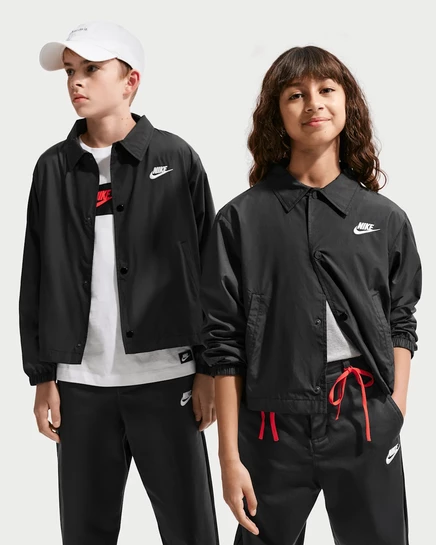 Детская куртка Nike Sportswear Club Repel, черно-белая