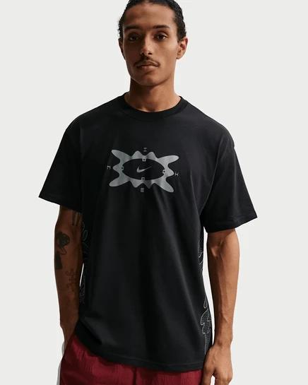 Футболка Nike Sportswear, черная/серебристая