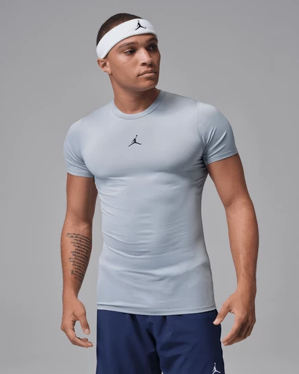 Мужская базовая футболка Jordan Sport Dri-FIT, темно-серая/черная