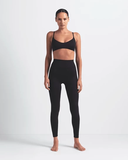 Женские леггинсы NikeSKIMS Matte 26″ с захватом, черные