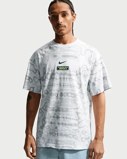 Унисекс футболка Nike Sportswear, молочно-белая