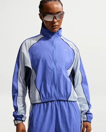 Женская куртка для бега Nike Swift с UV-защитой, сапфировая