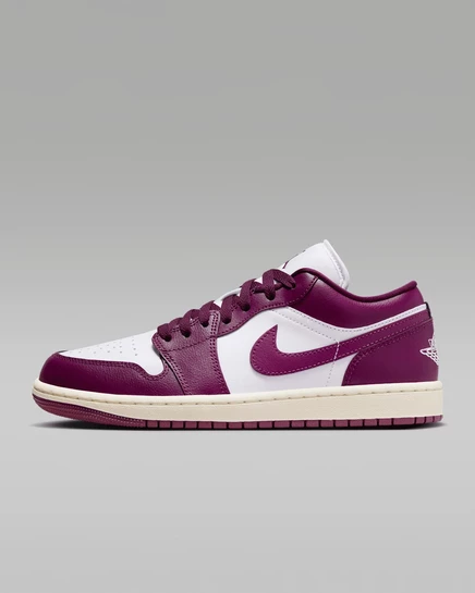 Женские кроссовки Jordan Air Jordan 1 Low, белые