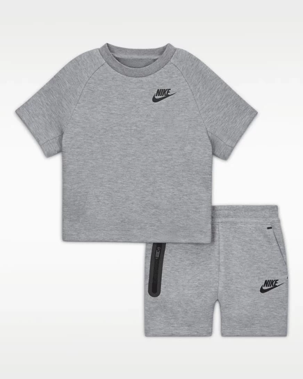 Детский комплект Nike Tech Fleece футболка и шорты, темно-серый меланж