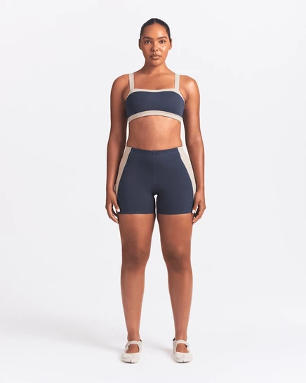 Женские шорты NikeSKIMS Matte Shine Mix 5″, темно-синие/серые