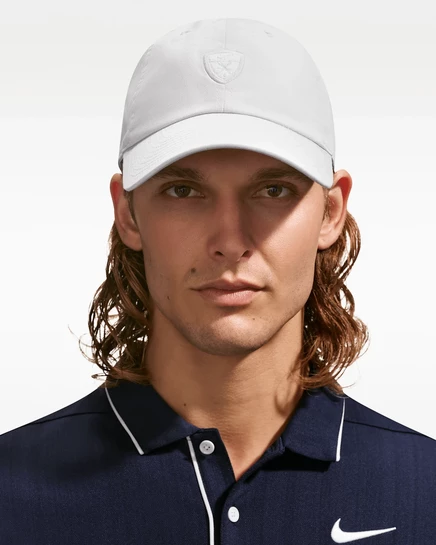 Унисекс бейсболка Nike Club Golf Shield, пепельно-серая