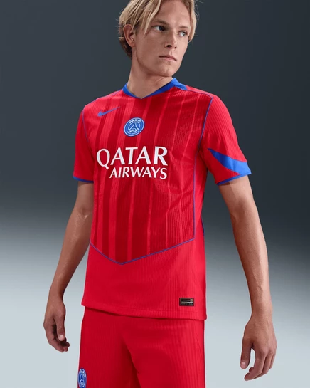 Мужская игровая футболка Nike Paris Saint‑Germain Total 90 Dri‑FIT, красно‑синяя