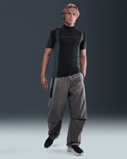 Мужские брюки Nike Tech Dri-FIT оверсайз, каменный/черный