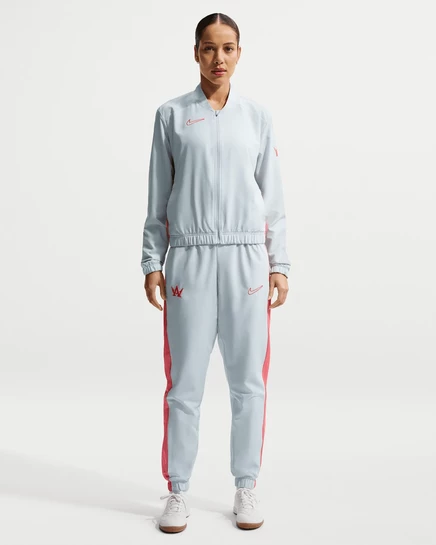 Женский костюм Nike Alexia, платиново-кораллово-черный