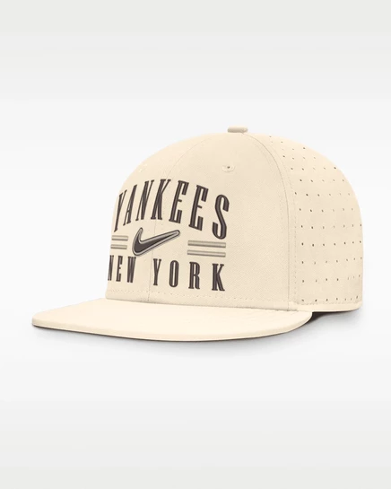 Мужская кепка Nike Yankees True AeroBill, бежевая