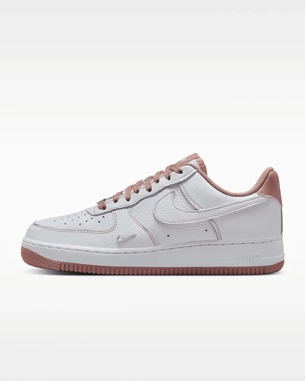 Женские кроссовки Nike Air Force 1 07 Mini Jewel, белые с серебристо-розовыми акцентами