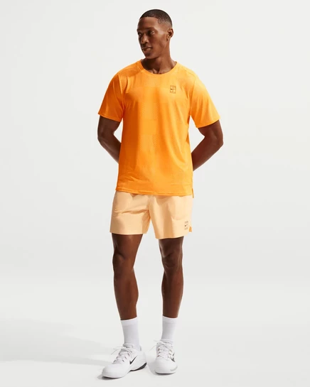 Мужские теннисные шорты NikeCourt Advantage 6″ Dri-FIT, оранжево-черные