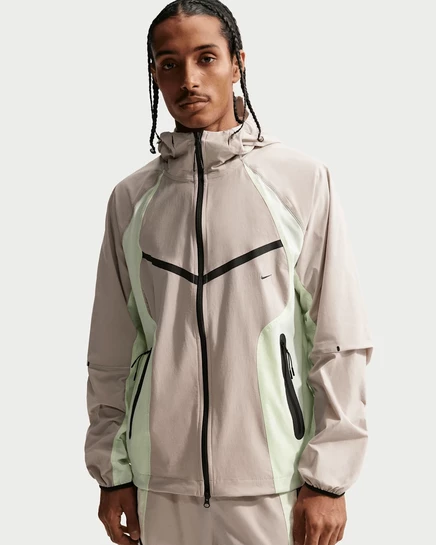 Мужская ветровка Nike Windrunner, cream/volt/black